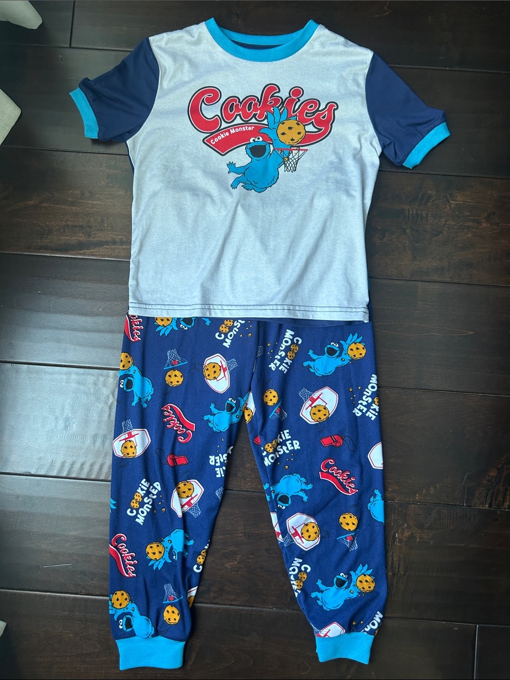 Sesame Street Two-piece Pajama Set 5T